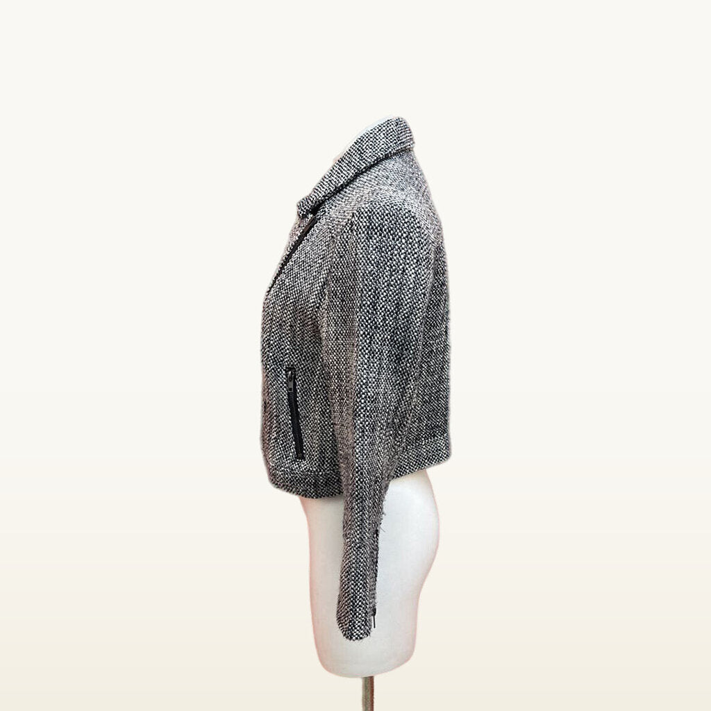 CUPCAKES & CASHMERE WHITE TWEED MOTO JACKET SIZE MEDIUM