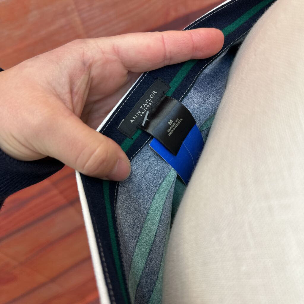 NWT ANN TAYLOR GREEN STRIPED TOP SIZE MEDIUM