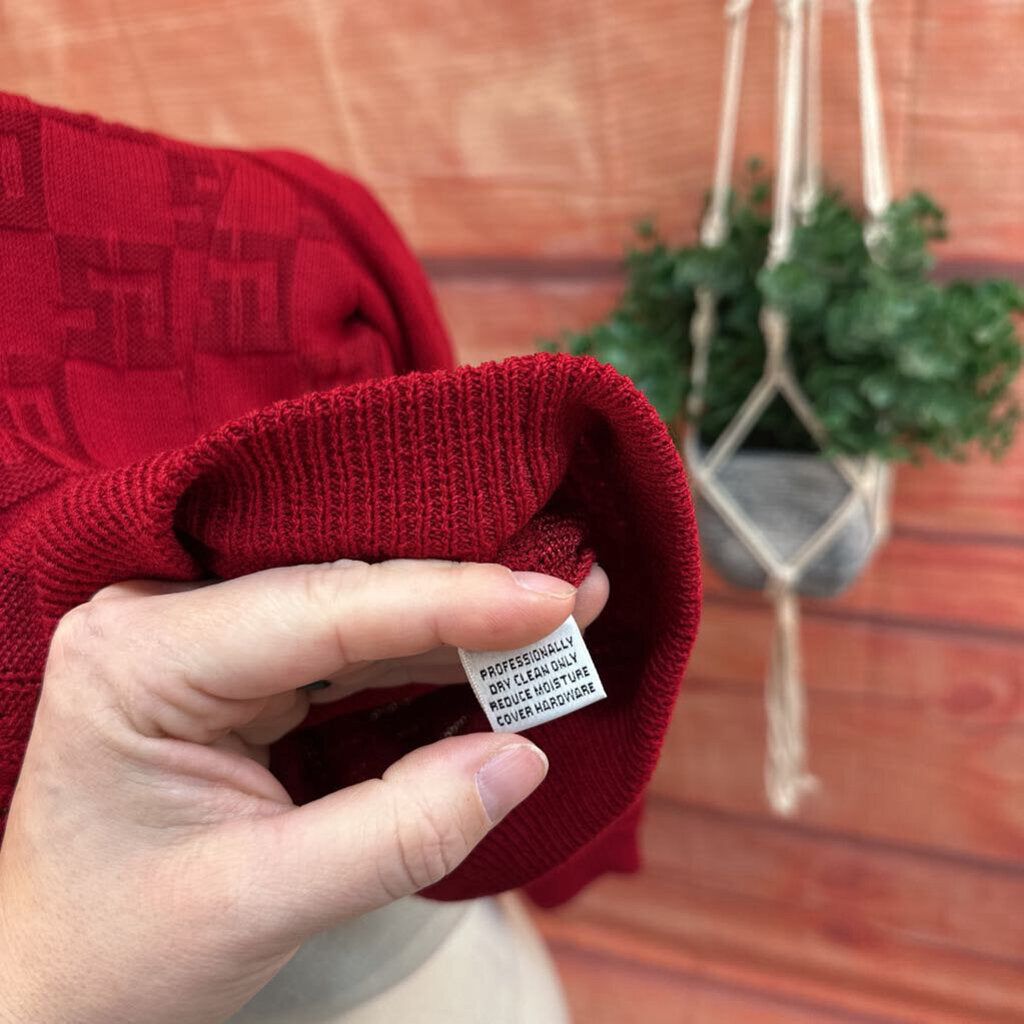 ST JOHN SPORT RED JACKET SIZE LARGE