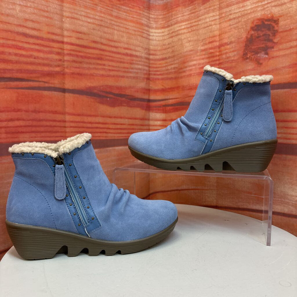 Skechers Blue Soft Boots with Fleece Lining