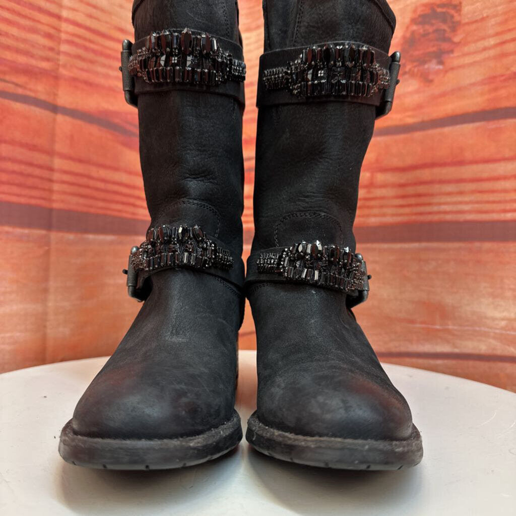Vera Wang Lavender Black Boots