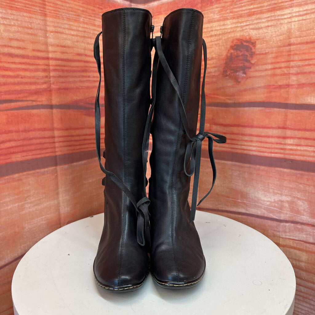Black High Heeled Knee-High Boots