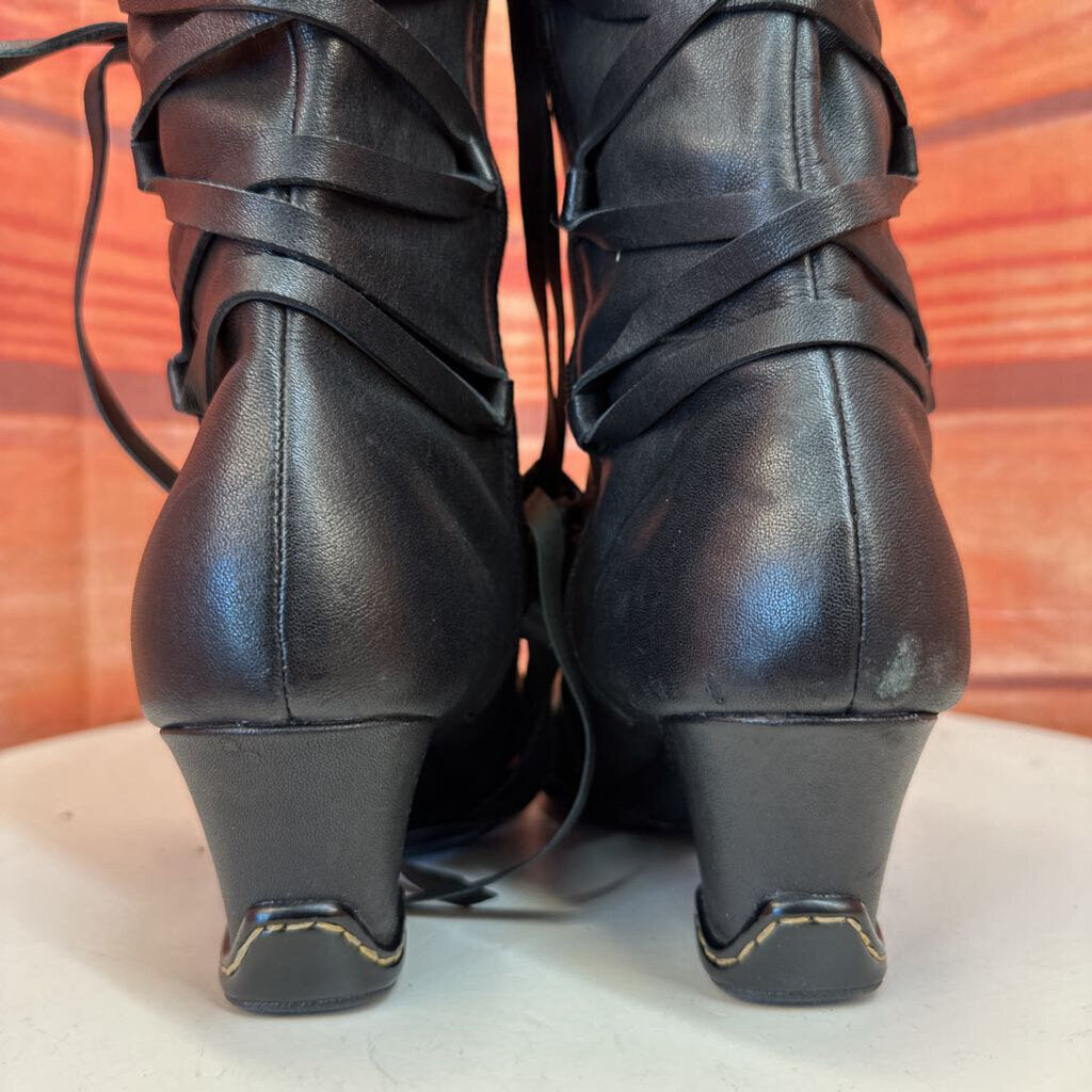 Black High Heeled Knee-High Boots