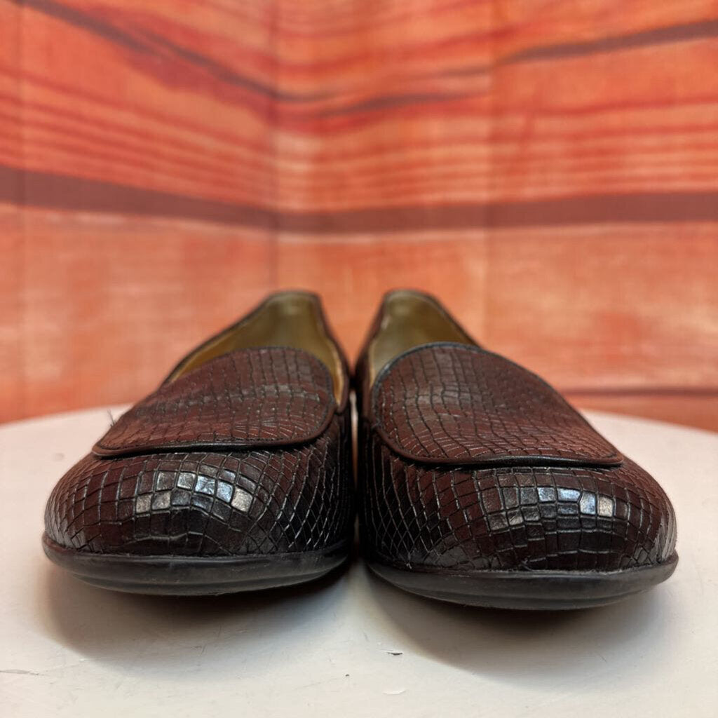 Black Flat Shoes with Crocodile Texture