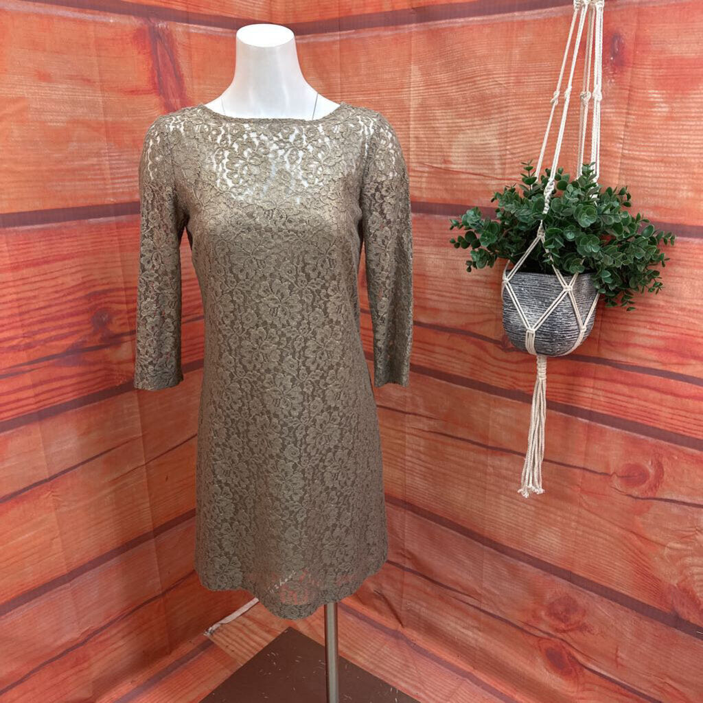 Donna Morgan Lace Dress