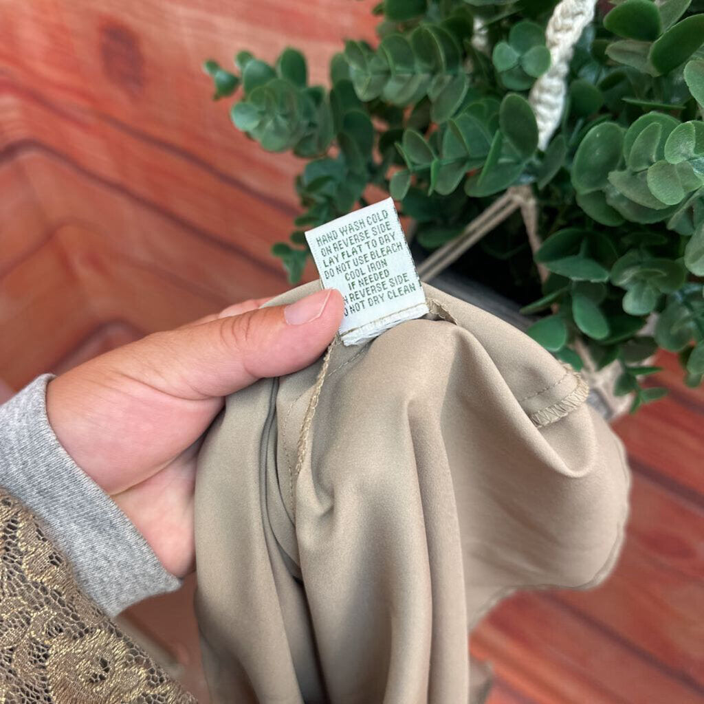 Donna Morgan Lace Dress