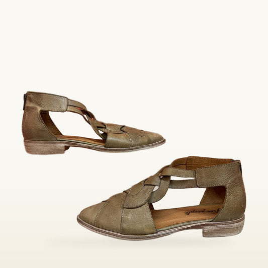 Free People Beige Cutout Flats - 7