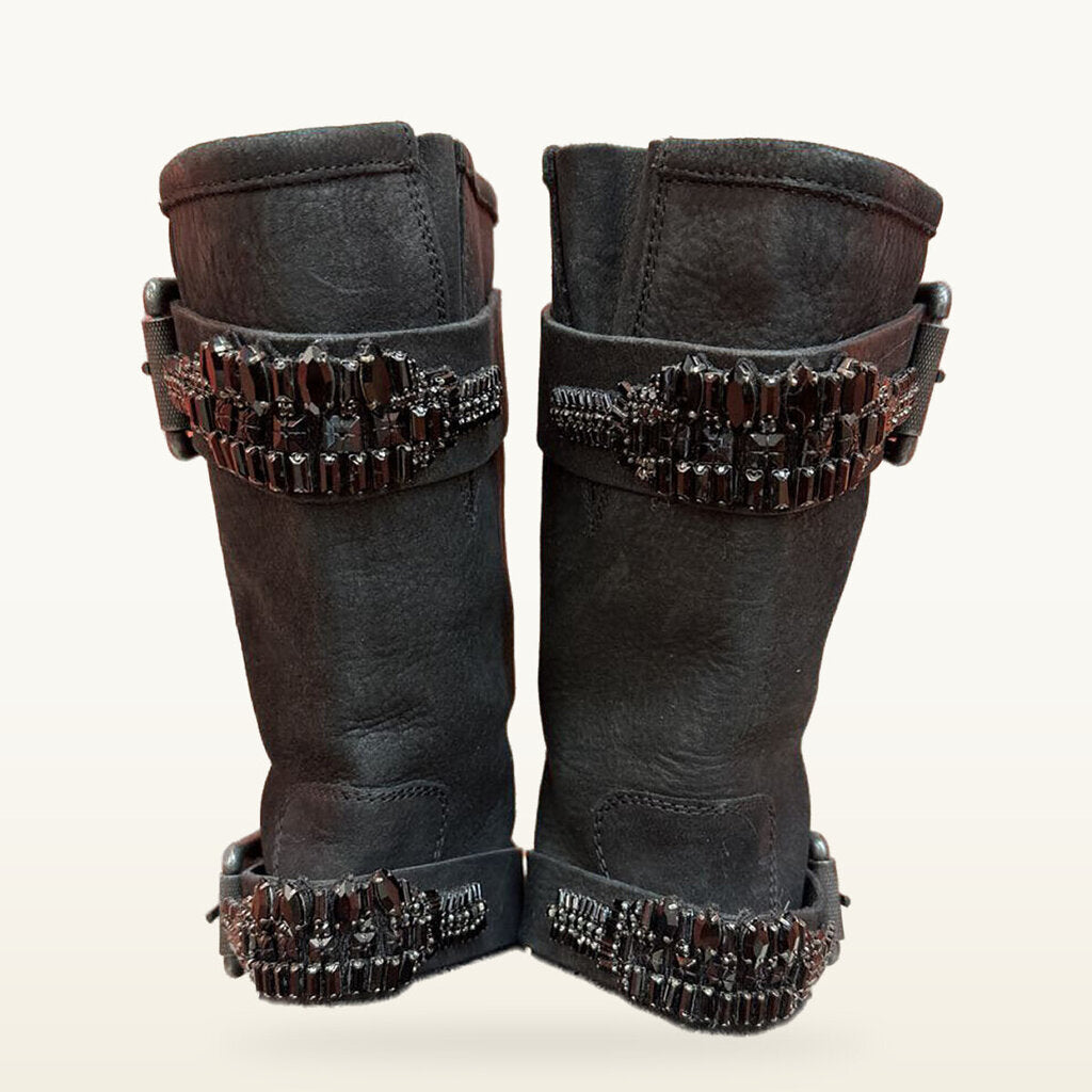 Vera Wang Lavender Black Boots