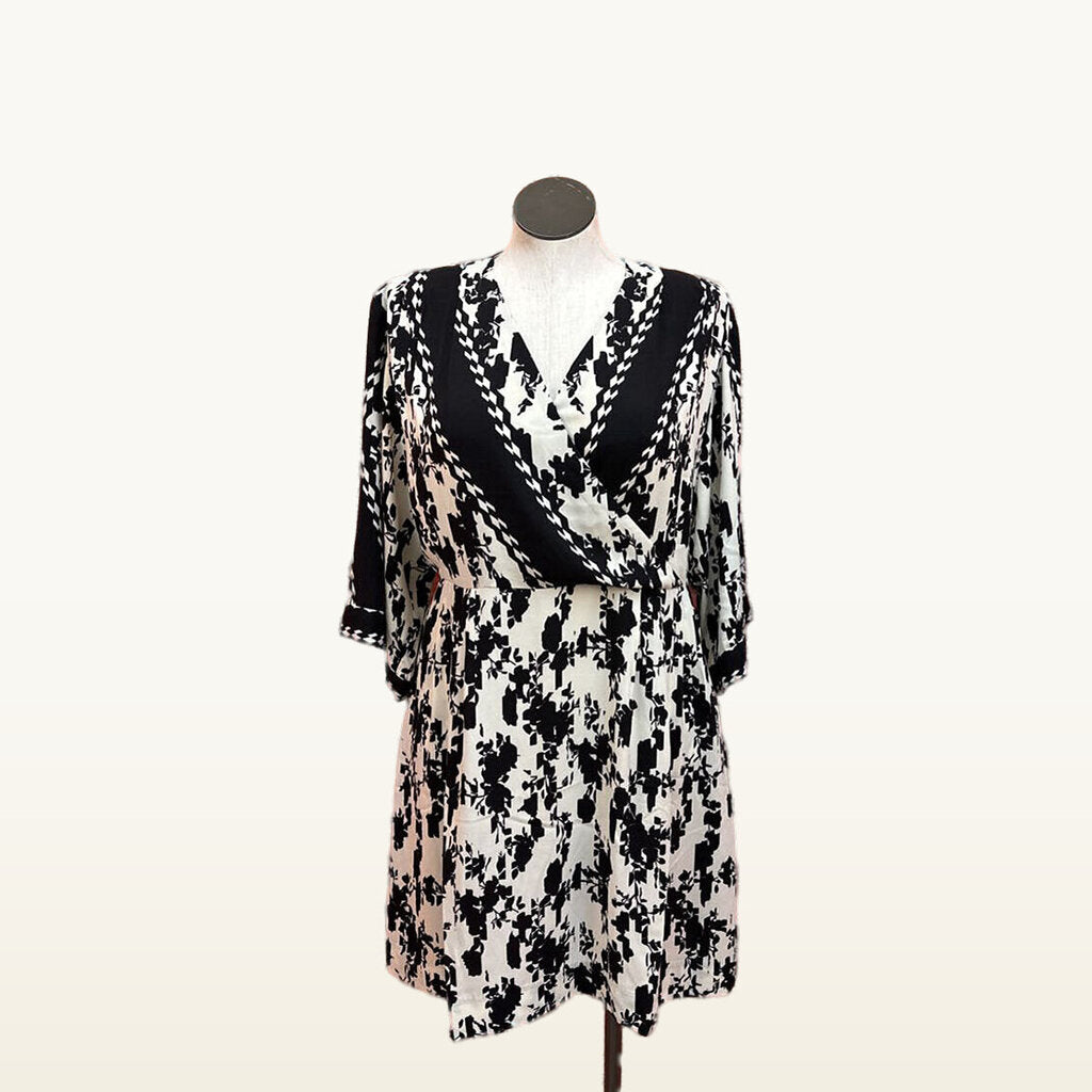Cabi Women's XL Dress in Black and White