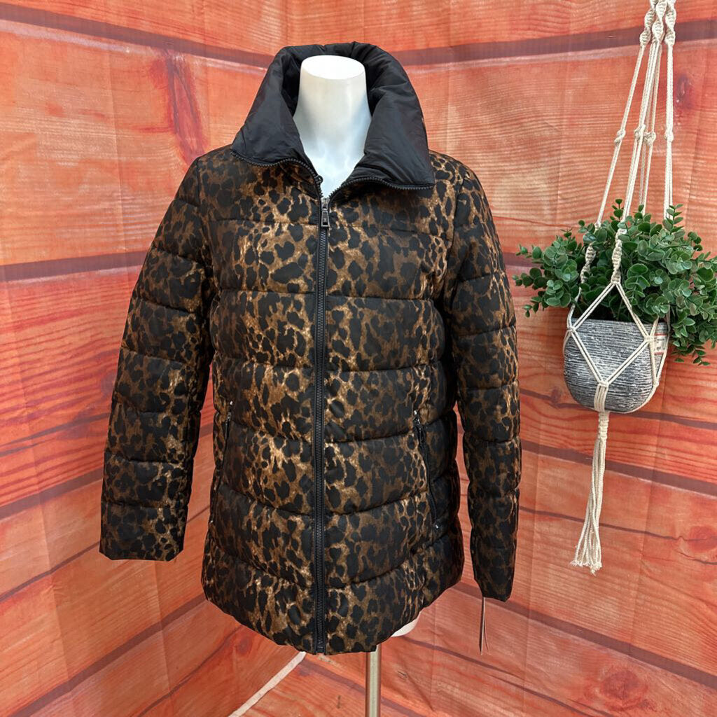 TAHARI LEOPARD PUFFER COAT SIZE MEDIUM