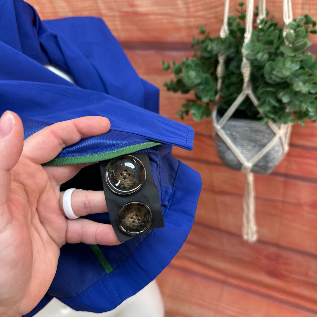 ELLEN TRACY BLUE JACKET SIZE MEDIUM