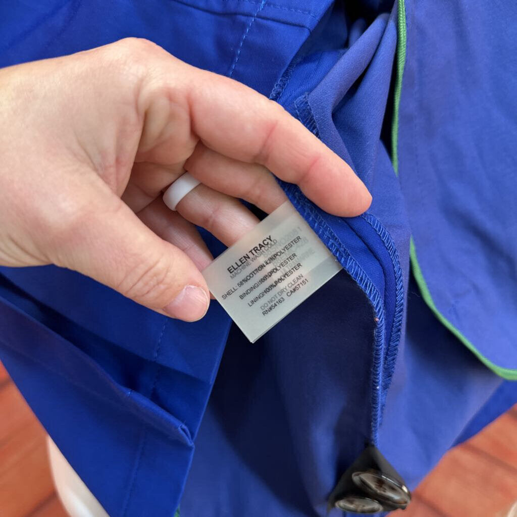 ELLEN TRACY BLUE JACKET SIZE MEDIUM