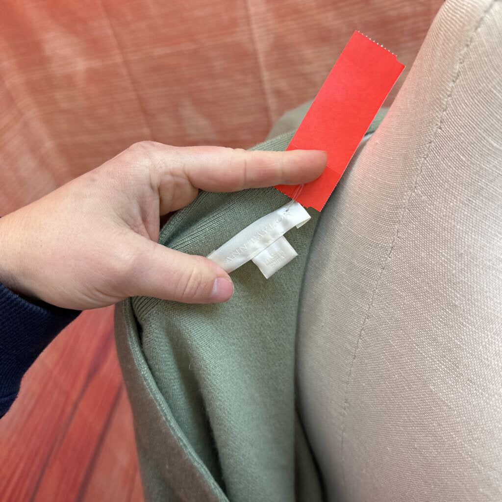 ANN TAYLOR GREEN CASHMERE CARDIGAN SIZE LARGE