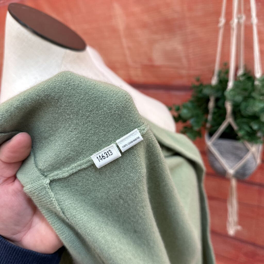 ANN TAYLOR GREEN CASHMERE CARDIGAN SIZE LARGE