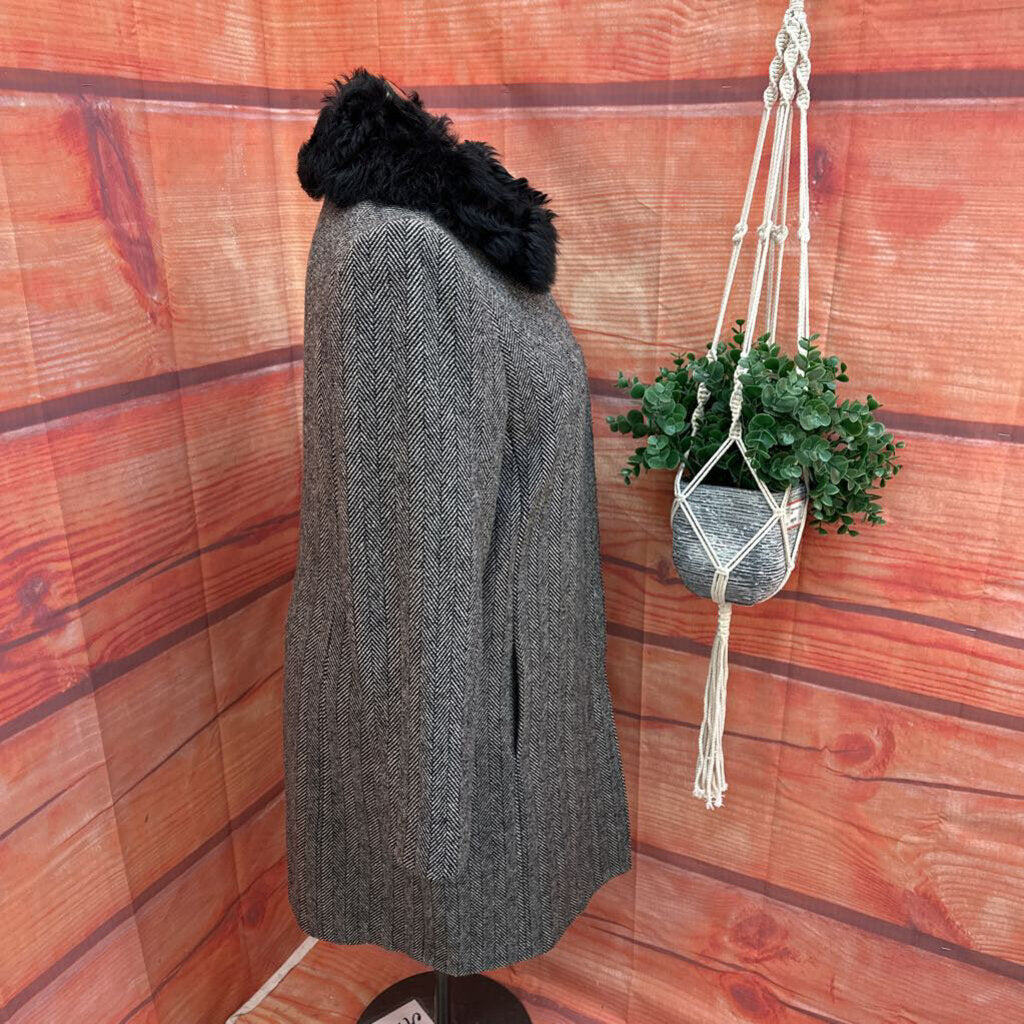 BANANA REPUBLIC BLACK HERRINGBONE COAT SIZE XL