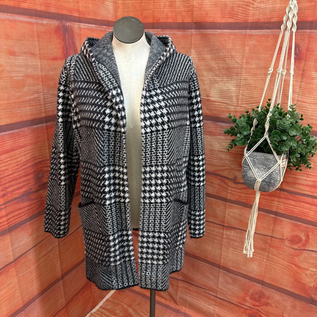 NWT WORKSHOP GRAY CARDIGAN SIZE LARGE