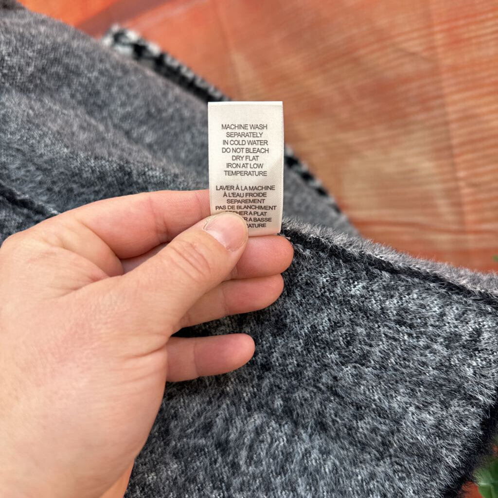 NWT WORKSHOP GRAY CARDIGAN SIZE LARGE