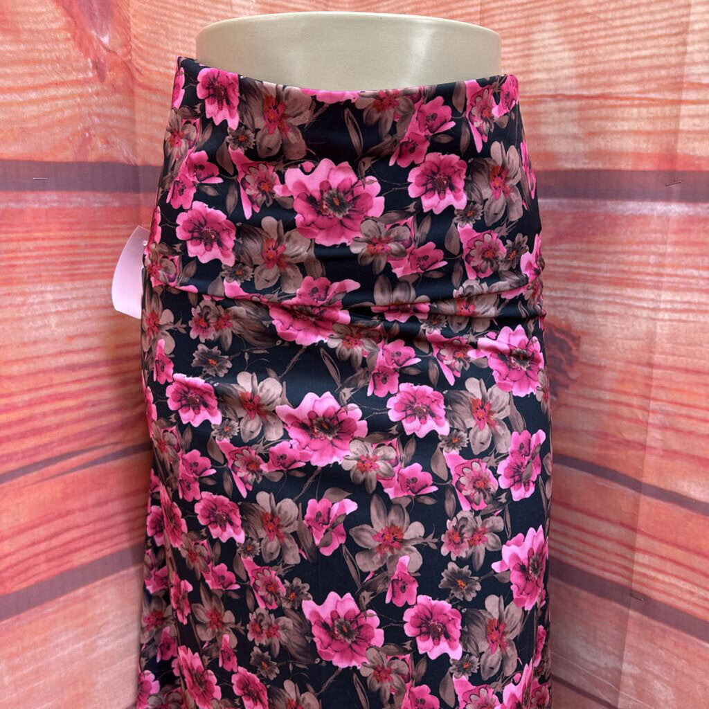 NWT LULAROE PINK ROSE MAXI SIZE MEDIUM