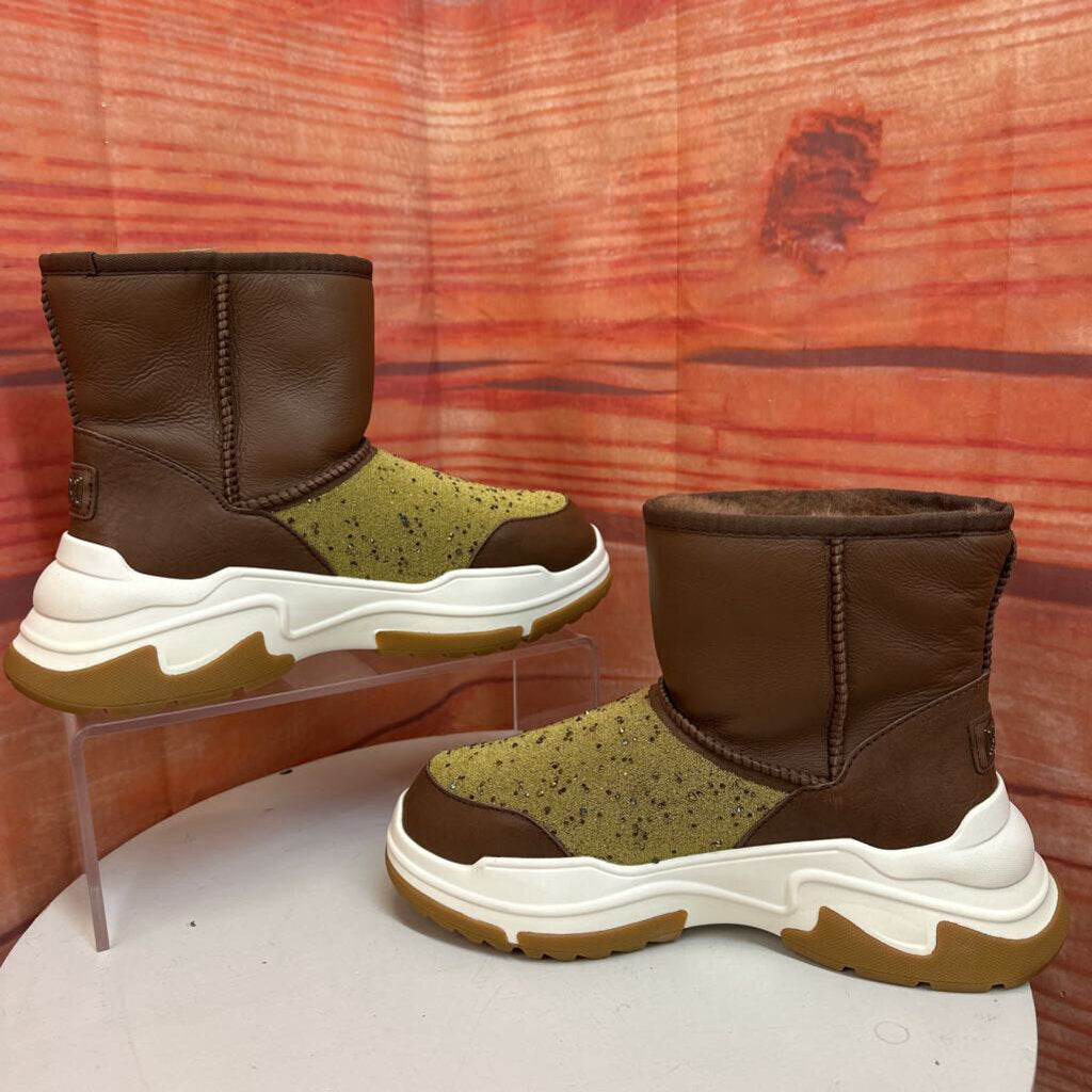 Women’s Brown and Green Decorative Ankle Boots