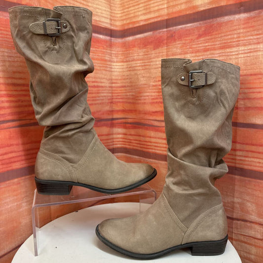 Brown Slouchy Women’s Boots